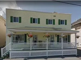 Simply Suite - Cornwall Village