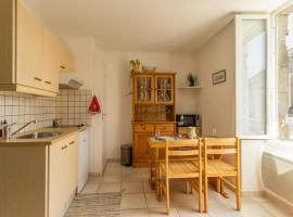 Studio cosy à 300 m de la plage, cœur de La Turballe, tous commerces à pied - FR-1-306-901, hotel in La Turballe