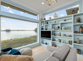 Tillamook Bayfront Cottage - Amazing Views - Garibaldi, vila v mestu Garibaldi