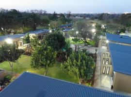 Manor Hills Guest Lodge, hotell i Rustenburg