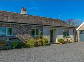 Two Acres- Spacious, delightful, pet free bungalow