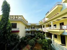 Hotel Samarth Residency