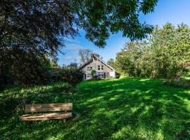 Ferienhaus Hyggeby - Architektenhaus mit Schlei Blick, holiday home in Ulsnis