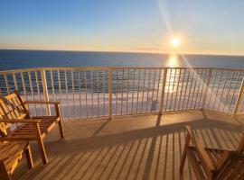 Boardwalk 1209: Panama City Beach, Signal Hill Country Club yakınında bir otel