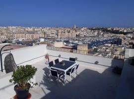A remarkable 500 years old house of character, cottage a Senglea