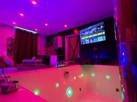 MJ Lust Room, centre var proche Verdon, cotignac, ambiance romantique