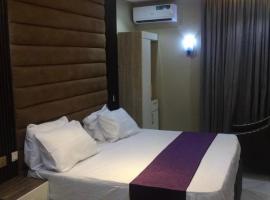 Mont’Kiara Suites, hotel in Owerri