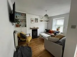 Tewyn Cottage - Charming 2 bed getaway in the SW!