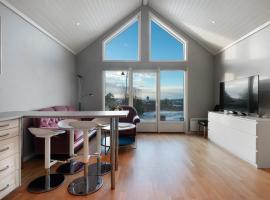 Charming Sea-view Haven by AJF Dream Living, hotel v destinaci Fjällbacka