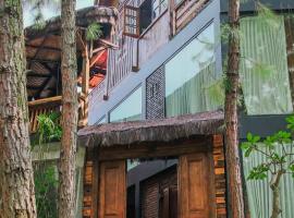 AAA, Omah Kayu, Exclusive Bromo Tour Villa, Managed by Triple A Tour, Including Bromo Jeep Tour and Airport Shuttle, hotel v destinaci Ngadisari