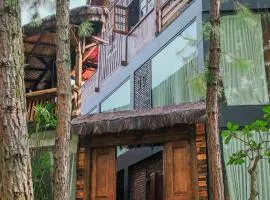 AAA, Omah Kayu, Exclusive Bromo Tour Villa, Managed by Triple A Tour, Including Bromo Jeep Tour and Airport Shuttle