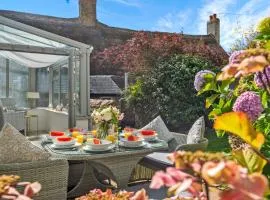 Tabbs Cottage - Close To Salcombe and Beaches
