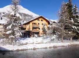 Hotel Chesa Rosatsch - Home of Food, hotel in Celerina