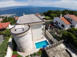 Villa Sunny Ičići - Apartment Sea โรงแรมในอิตชิชี