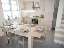CASA GEMMA - Big Family House with Free Parking
