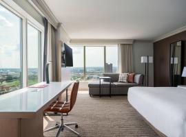 Baltimore Marriott Waterfront, hotel near Pier Six Concert Pavilion, Baltimore