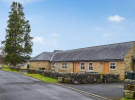 The Waiting Room, holiday home in Falstone