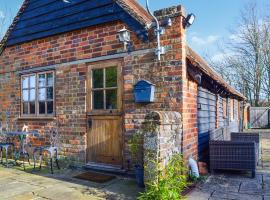 Barn Suite, pet-friendly hotel in Beaconsfield