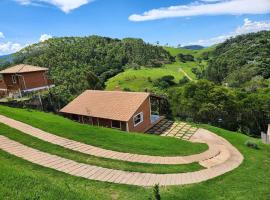 Casa Da Floresta, Hotel mit Parkplatz in Santo Antônio do Pinhal