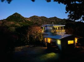 Lodge Crea, cabin in Ōgimi