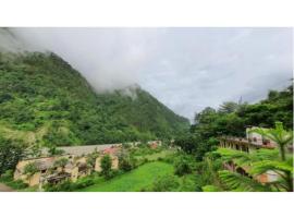 The Devdwar Yoga Resort, Uttarkashi, homestay in Uttarkāshi