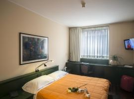 Hotel Del Riale, hotel Parabiagóban