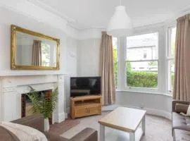 Victorian 2 Bedroom Home near the river Cam