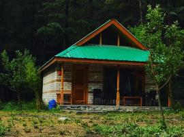 Avalanche Cottages, hotel near Kullu–Manali Airport - KUU, Kasol