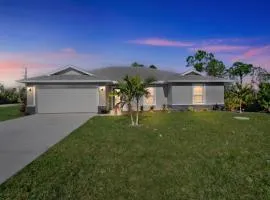 Serenity Haven- New Home near Englewood Beach home