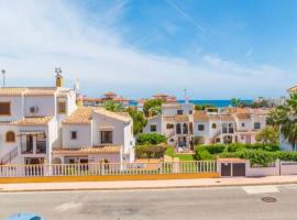 Chalet La Mata, cabin in Torrevieja