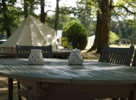 Camping sous les belles etoiles, luxusní stan v destinaci Peyrilhac