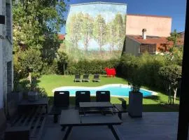 Chambre avec terrasse vue sur piscine