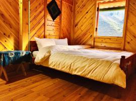 Lysa House, hotel in Lao Cai