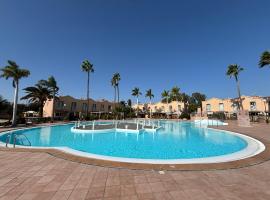 Canarian Green Oasis by luca properties gran canaria, holiday home in Maspalomas