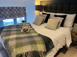 The Old Farmhouse, hotel in Bristol