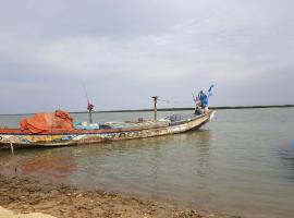 Très agréable maison avec jardin, Hotel in Abene
