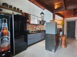 Charme do Chalé 17 em Gravatá, lodge ở Gravatá