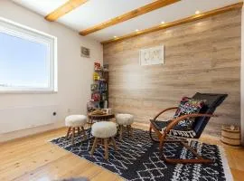 Vikendica Bjelašnica Lukavac、ビイェラシュニツァのシャレー