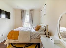 Luxurious and Peaceful Room in Washington DC, habitació en una casa particular a Washington