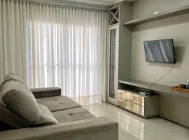 todo climatizado, 2 quartos e piscina na 706 sul