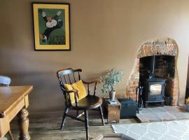 THE NOOK NORFOLK - Cottage in Sedgeford、Sedgefordのホテル