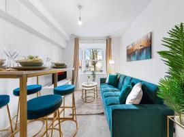 Cosy & beautiful home sleeping up to 5 with SmartTV, Free Wifi and Garden, дешевий готель у місті Гемел-Гемпстед