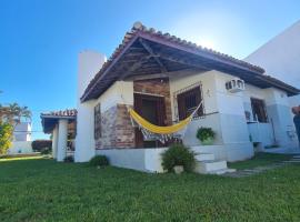 Casa na Ilha de Mar Grande, holiday home in Vera Cruz de Itaparica