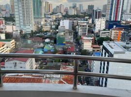 Robinson manila birchtower, hotel in Malate, Manila