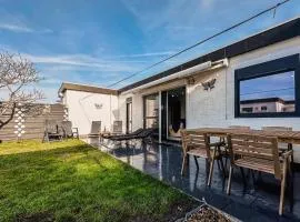 Stunning Home In Koksijde With Kitchen