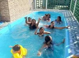 Casa com piscina em Mongaguá