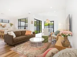 Burra Beachy - Pet Friendly - 5 Mins Walk to Beach