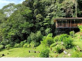 J Residence, lodge i Kundasang