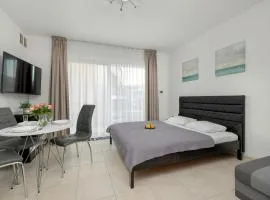 Flamingo Studio z balkonem blisko plaży Międzyzdroje SeaView by Rent like home