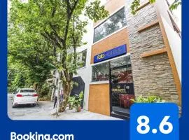 FabHotel Crown Suites - Nr Sony Signals